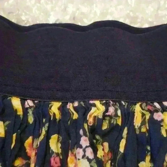 Abercrombie Kids mini skirt - Picture 4 of 8